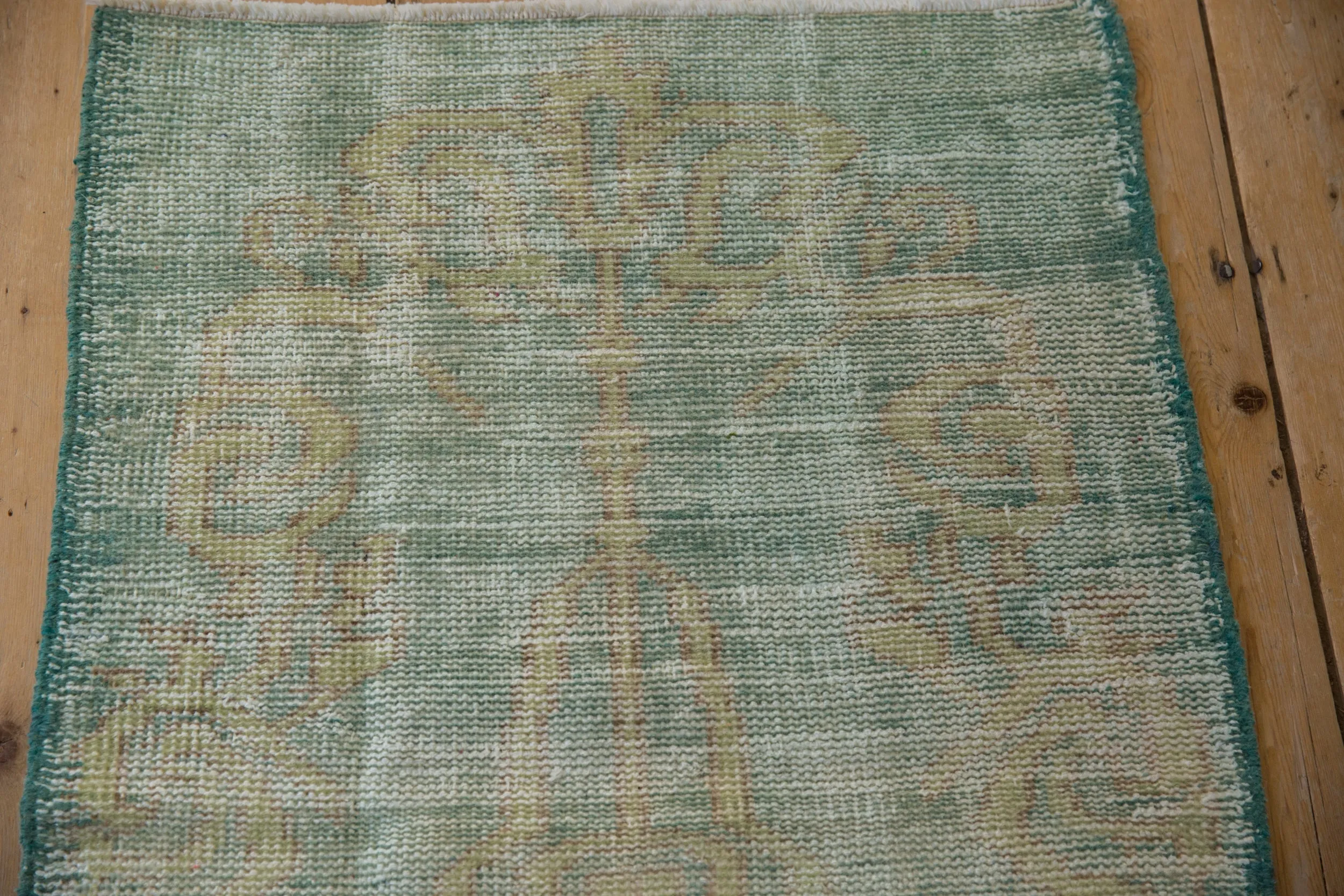 2.5x4.5 Vintage Distressed Oushak Rug
