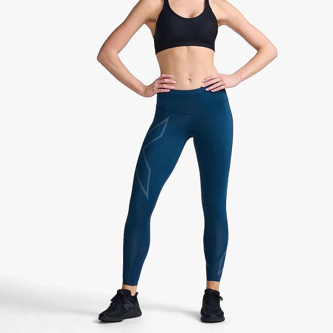 2XU Women's Light Speed Mid-Rise Compression Tights