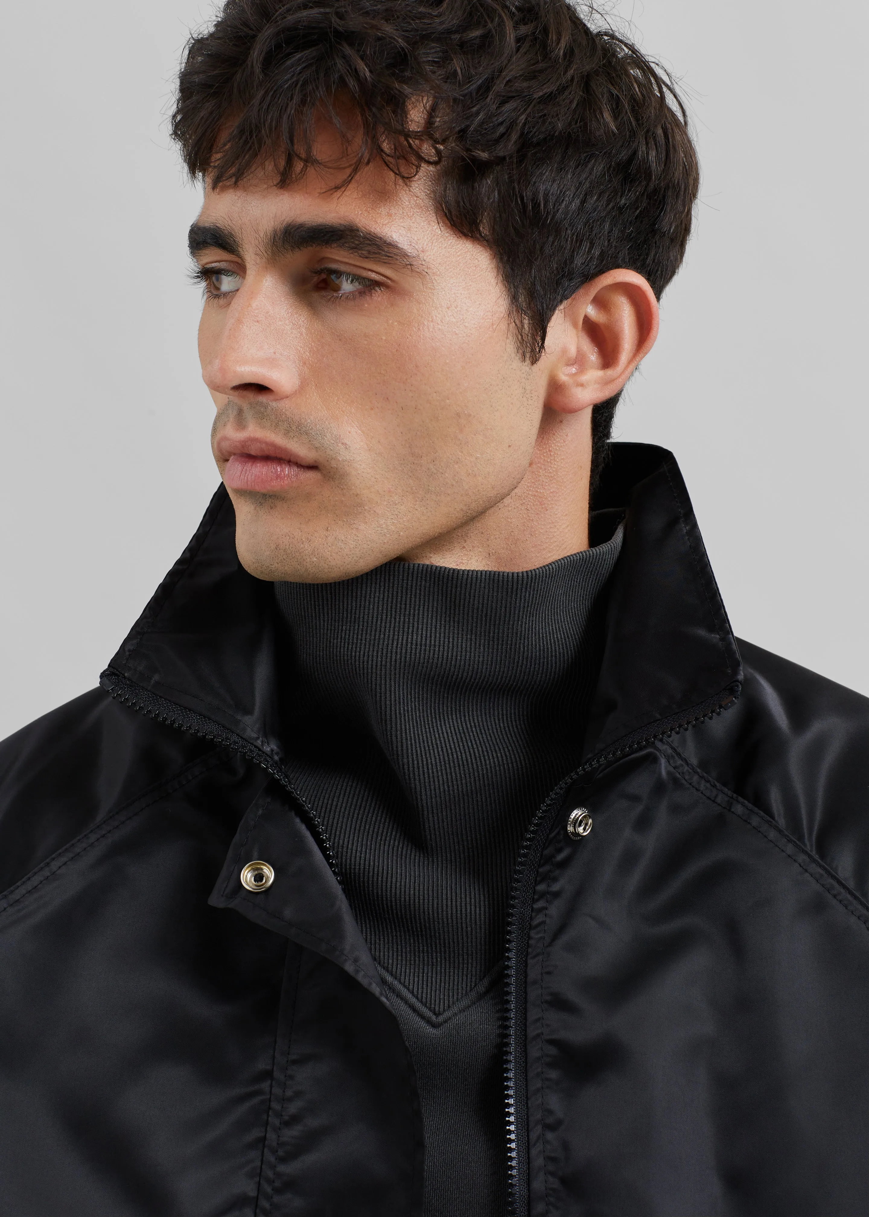 Abel Windbreaker - Black
