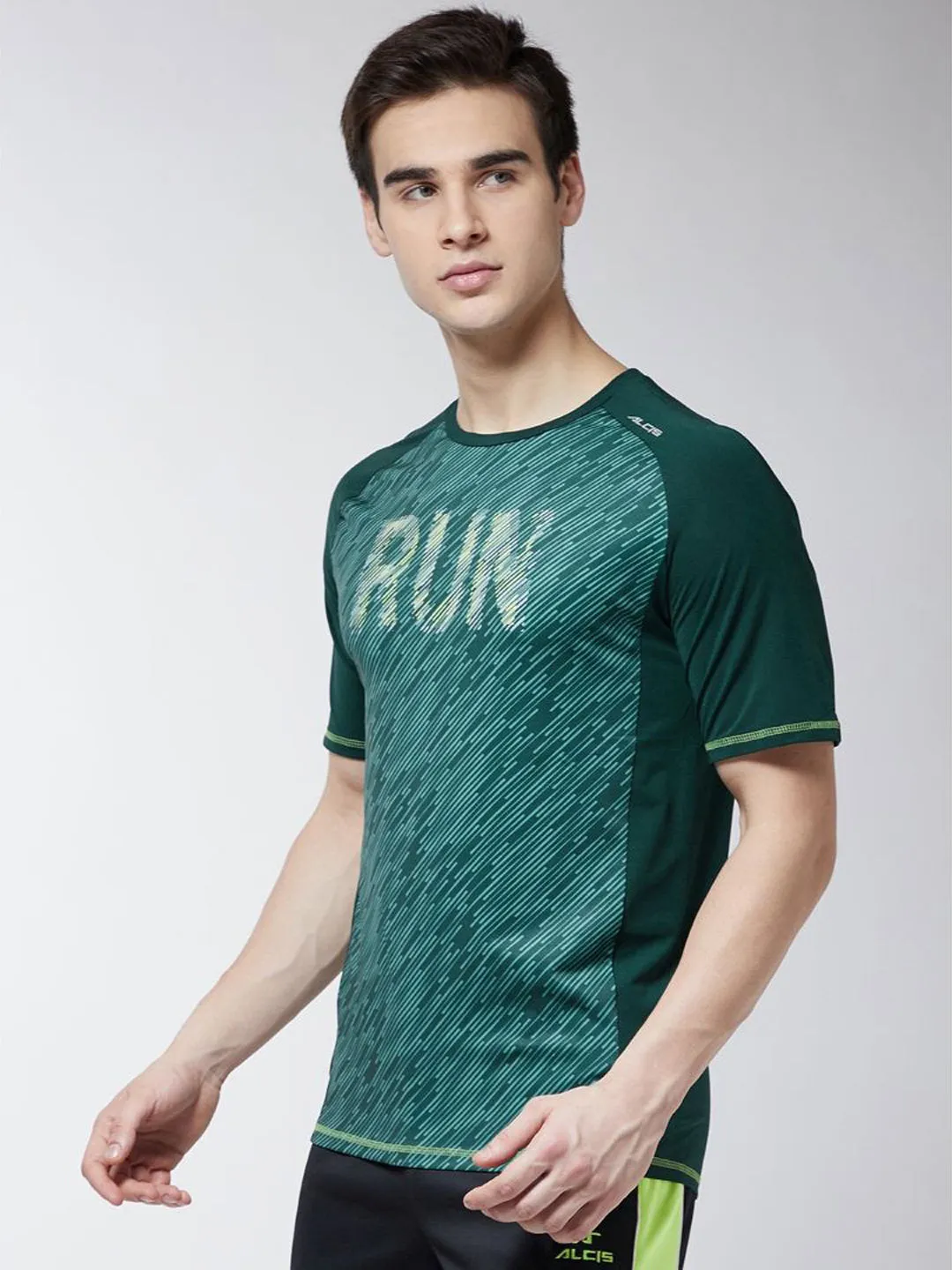 Alcis Men Green Printed Round Neck T-shirt