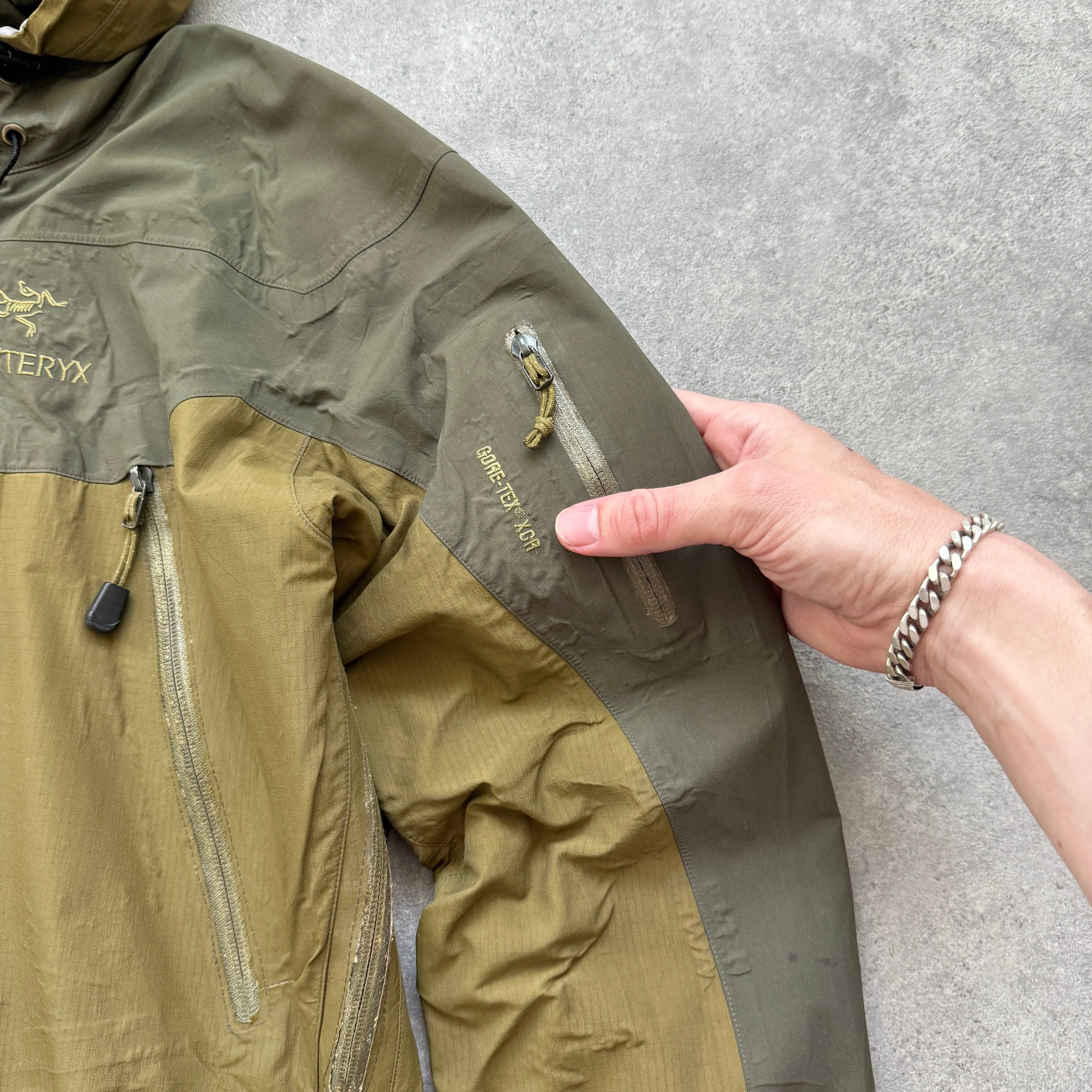 Arc’teryx 2000s Theta AR Gore-tex XCR technical shell jacket (M)