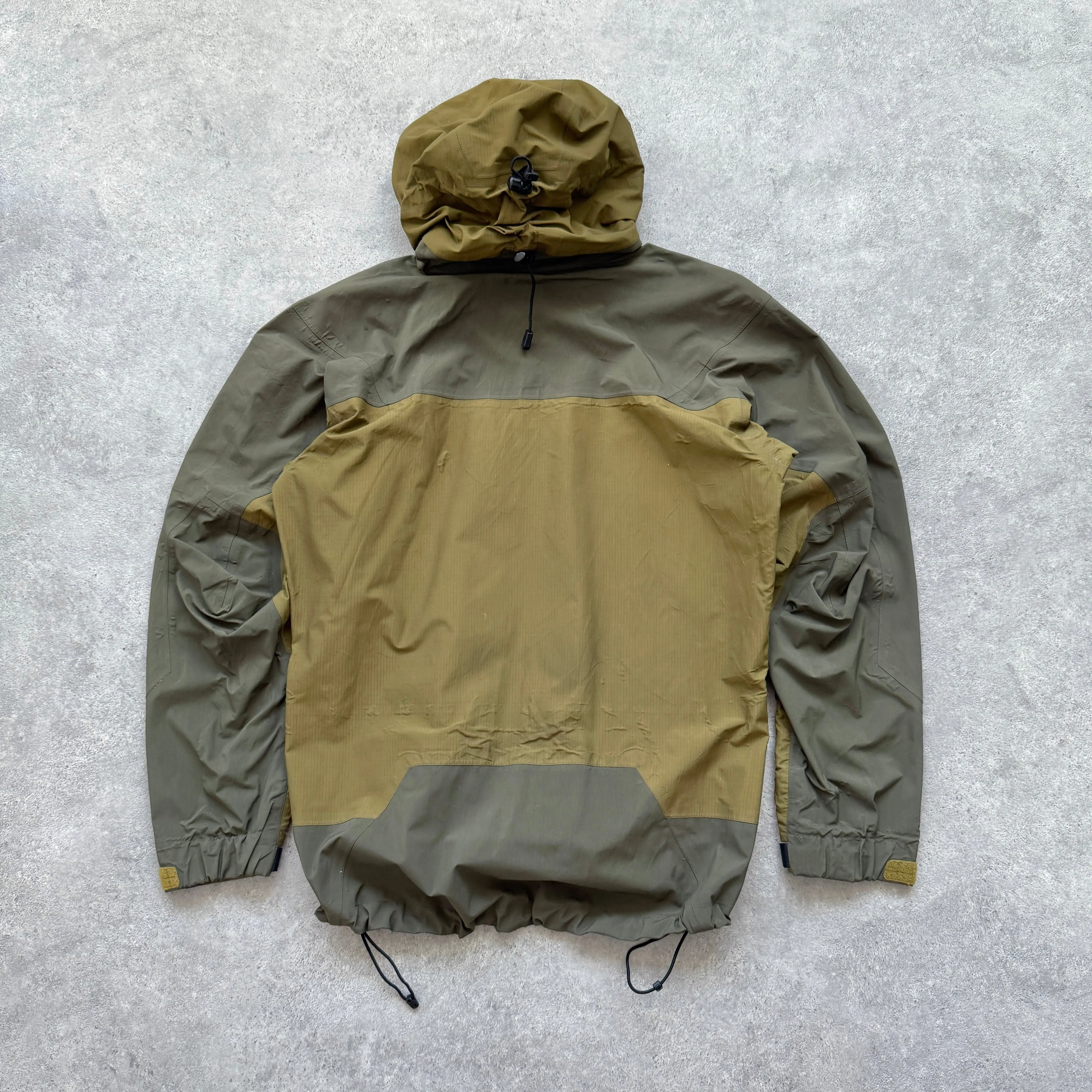Arc’teryx 2000s Theta AR Gore-tex XCR technical shell jacket (M)