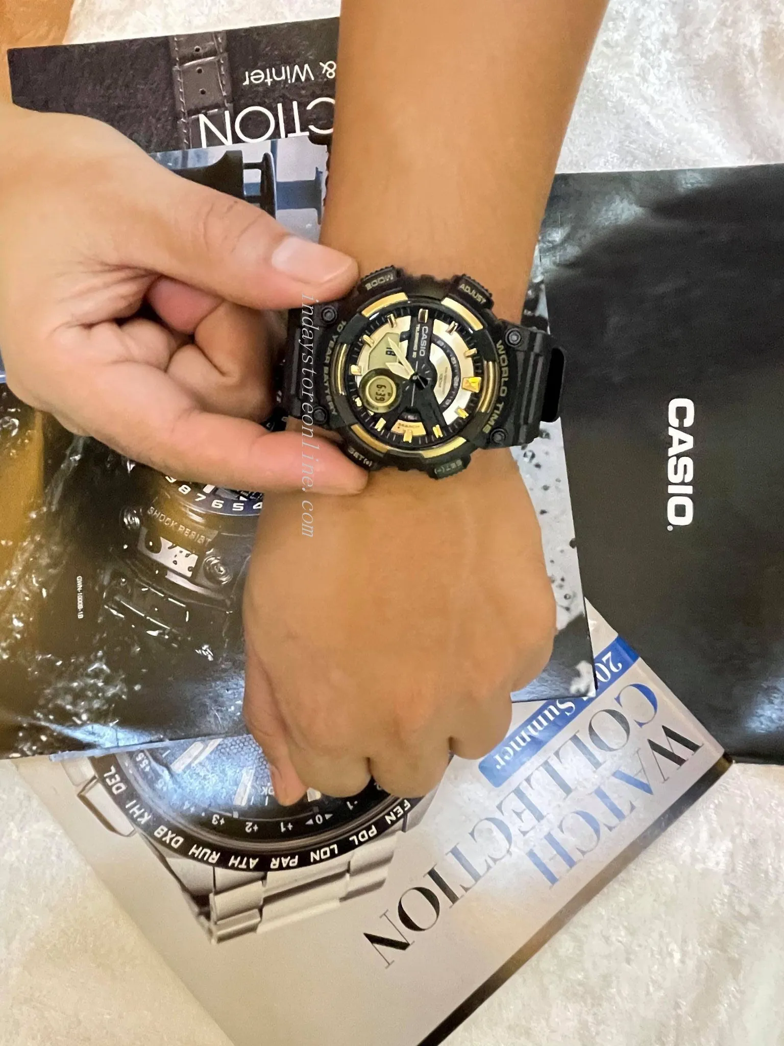 Casio Analog-Digital Men's Watch AEQ-110BW-9A Resin Band Resin Glass Battery Life 10-Years