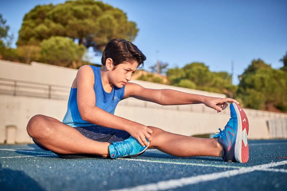 Débardeur running - athlétisme respirant garçon KIPRUN CARE bleu et rouge