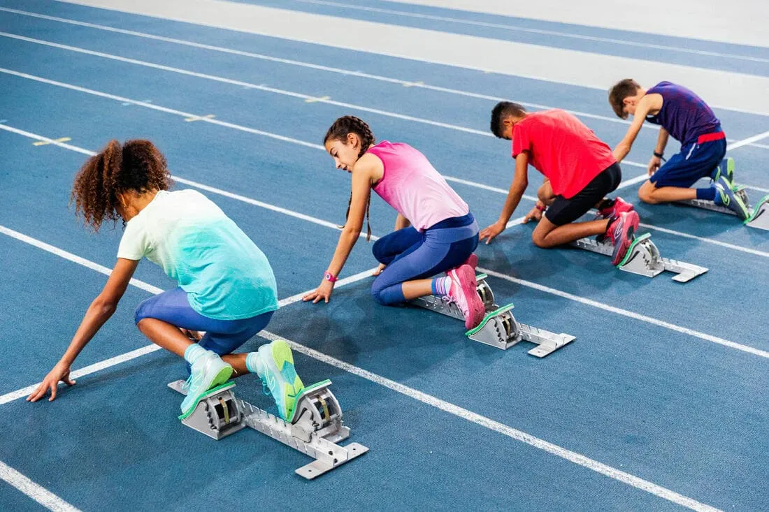 Débardeur running - athlétisme respirant garçon KIPRUN CARE bleu et rouge