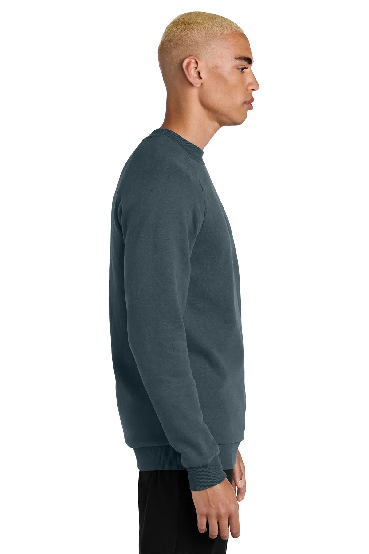 DT7804 District® Cloud Fleece Crew