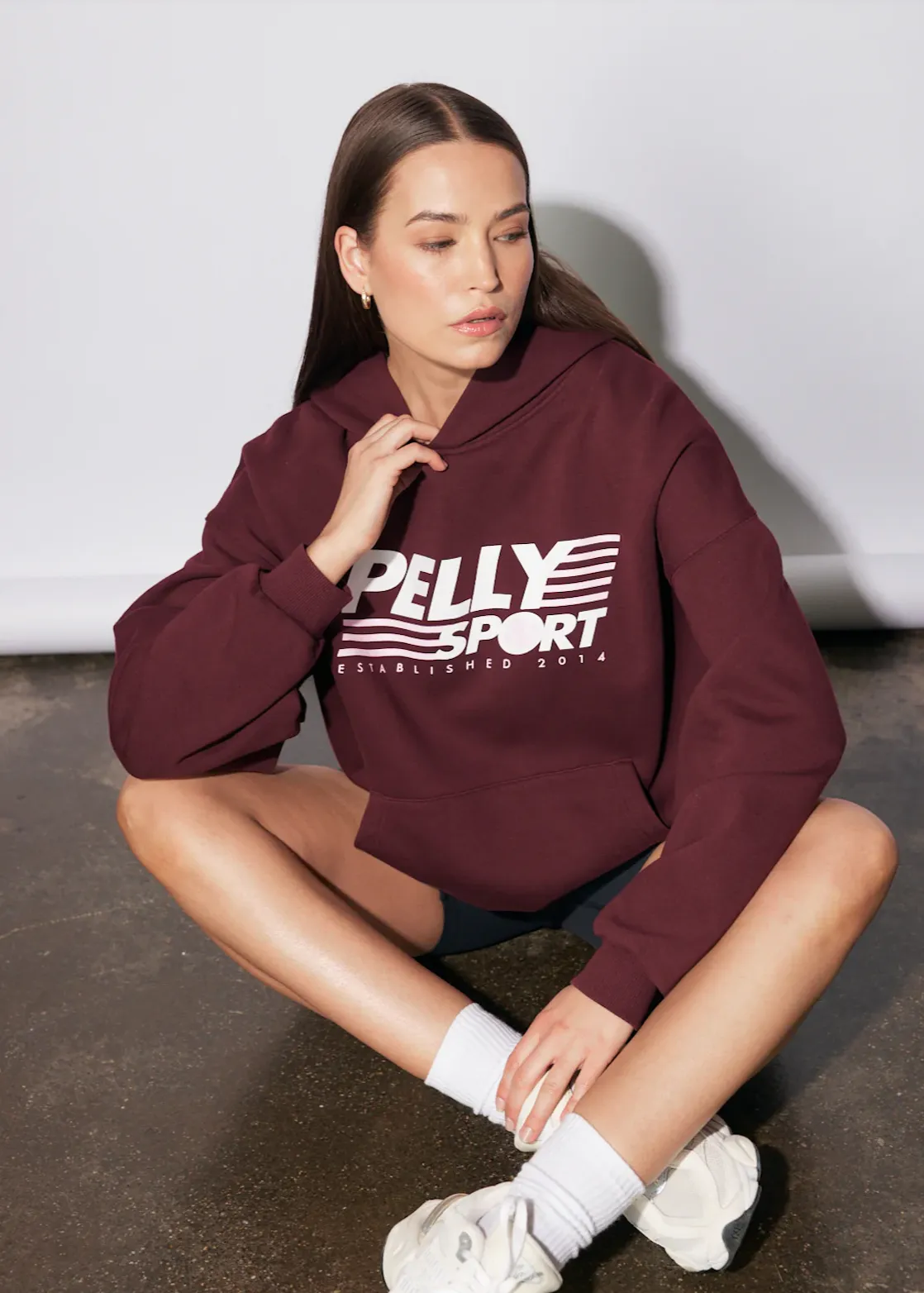 ENA PELLY Classic Sport Hoodie - Cherry Cola
