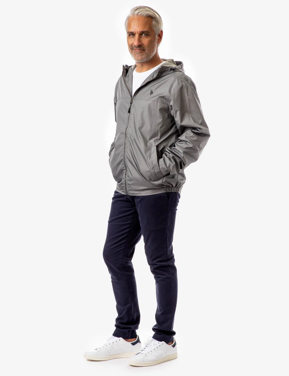ESSENTIAL HOODED WINDBREAKER
