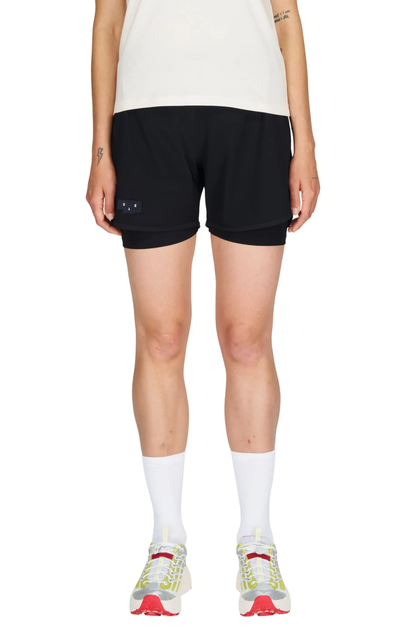 Flow Shorts 5" W
