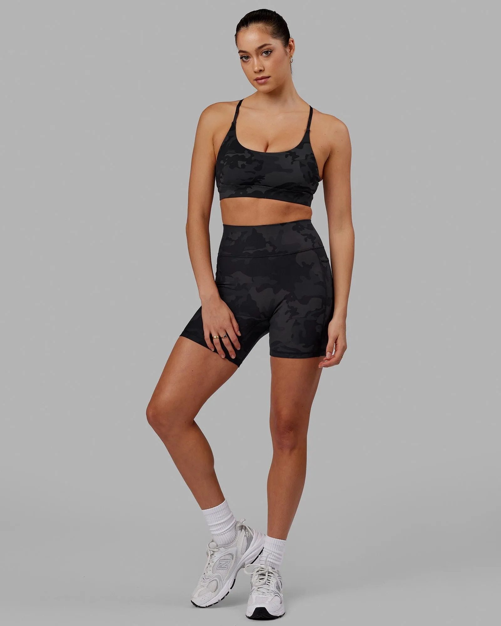Fusion Mid Short Tights with Pockets - Black Camo