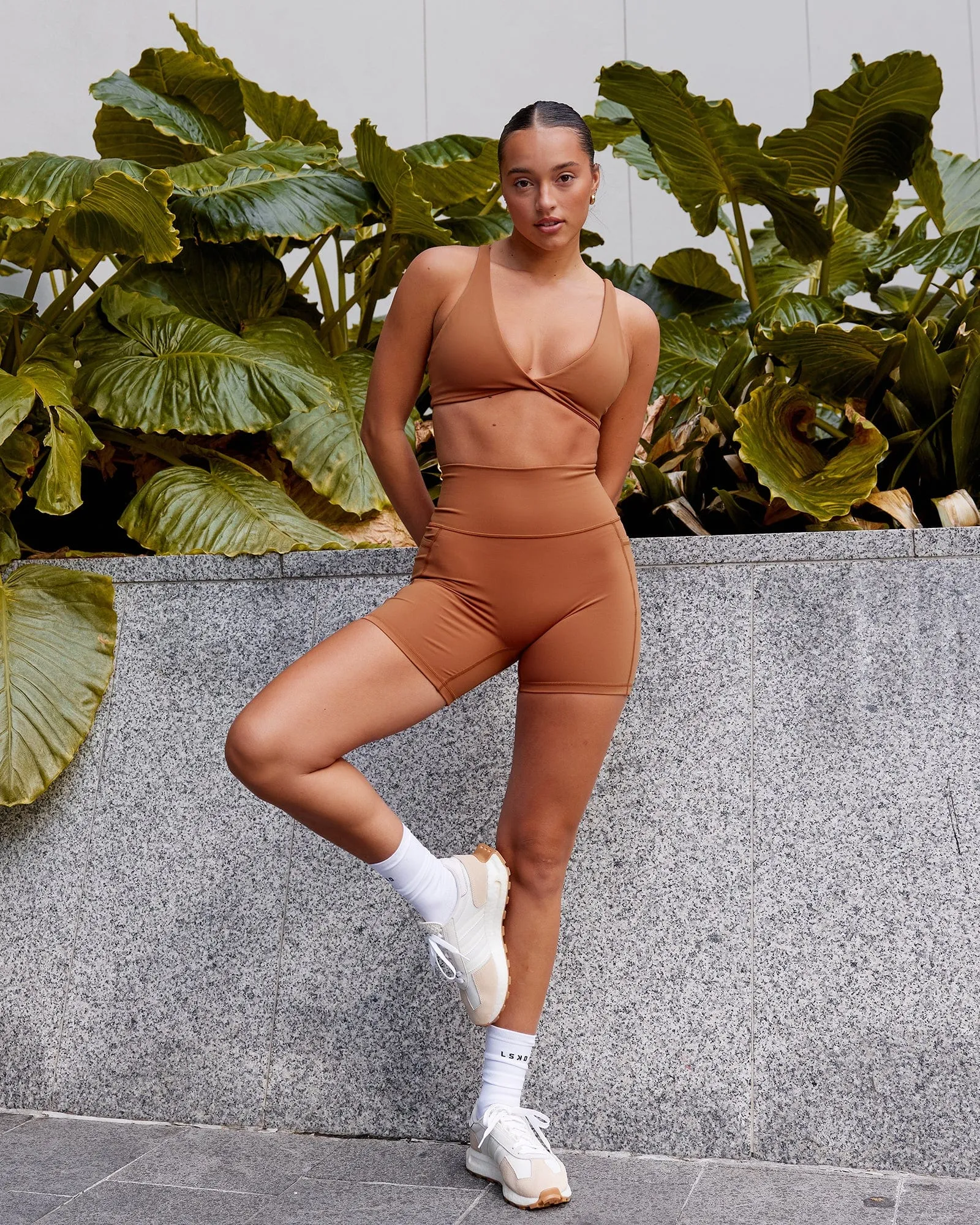 Fusion Mid Short Tights with Pockets - Hazel