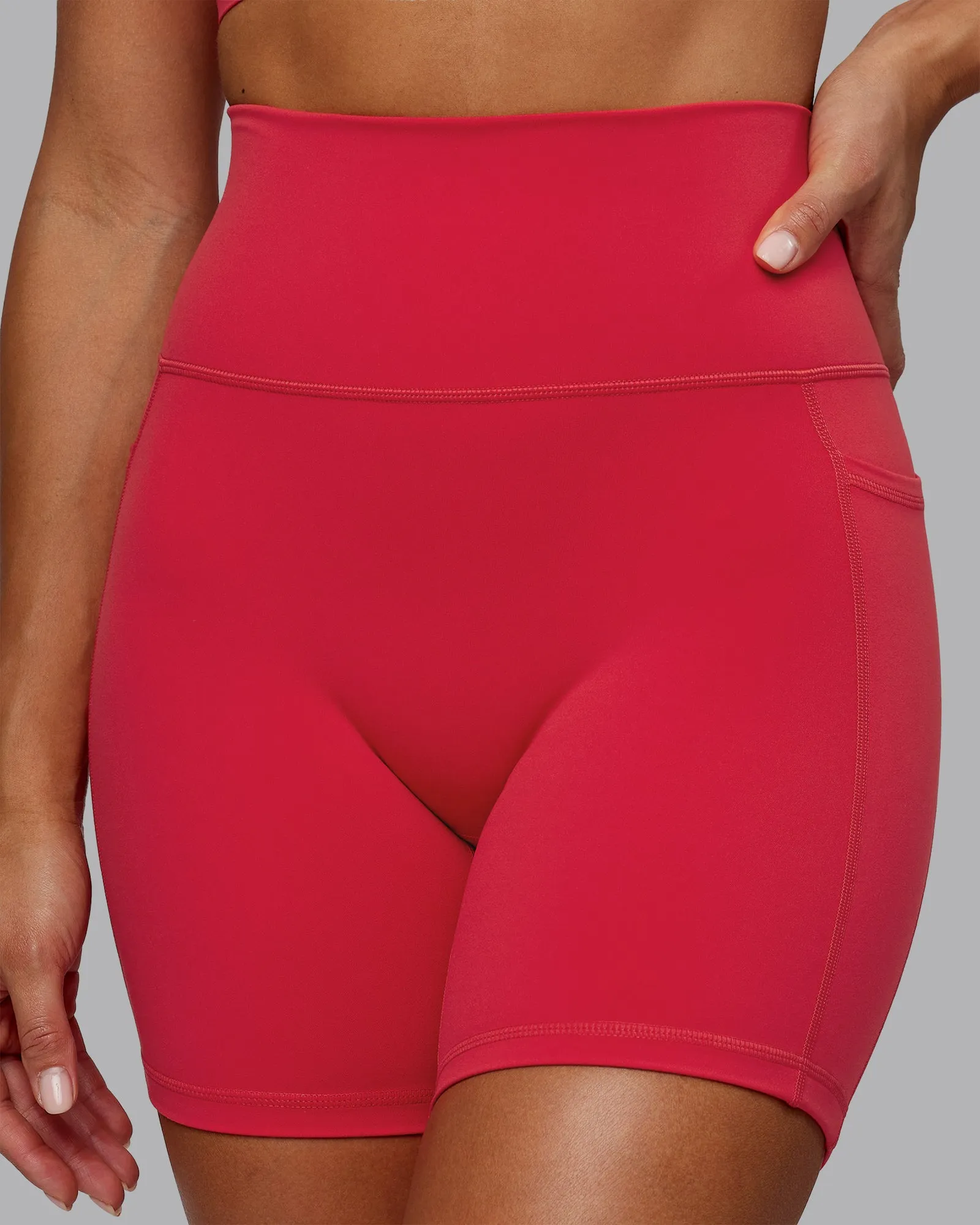 Fusion Mid Short Tights with Pockets - Scarlet