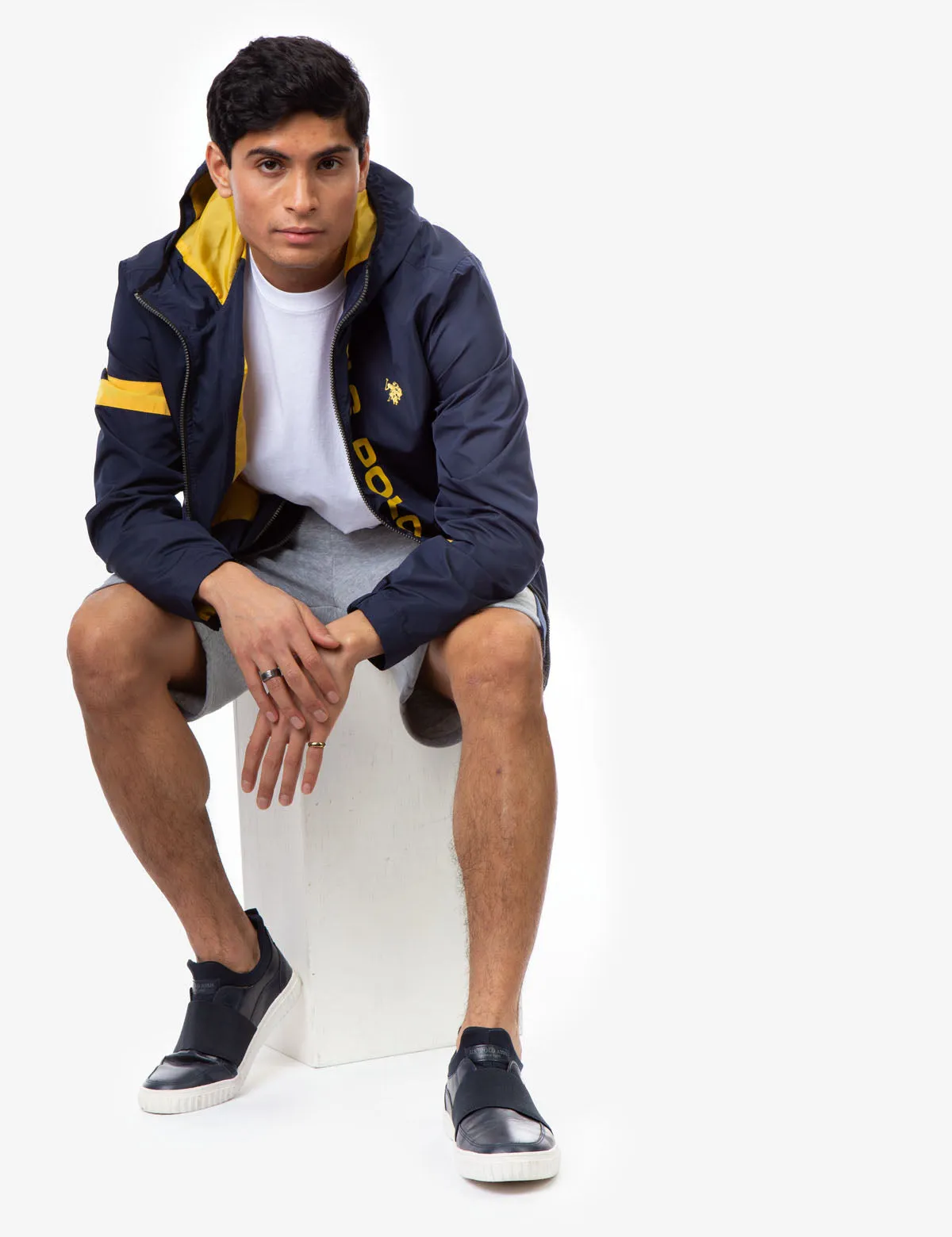 HOODED STRIPE WINDBREAKER