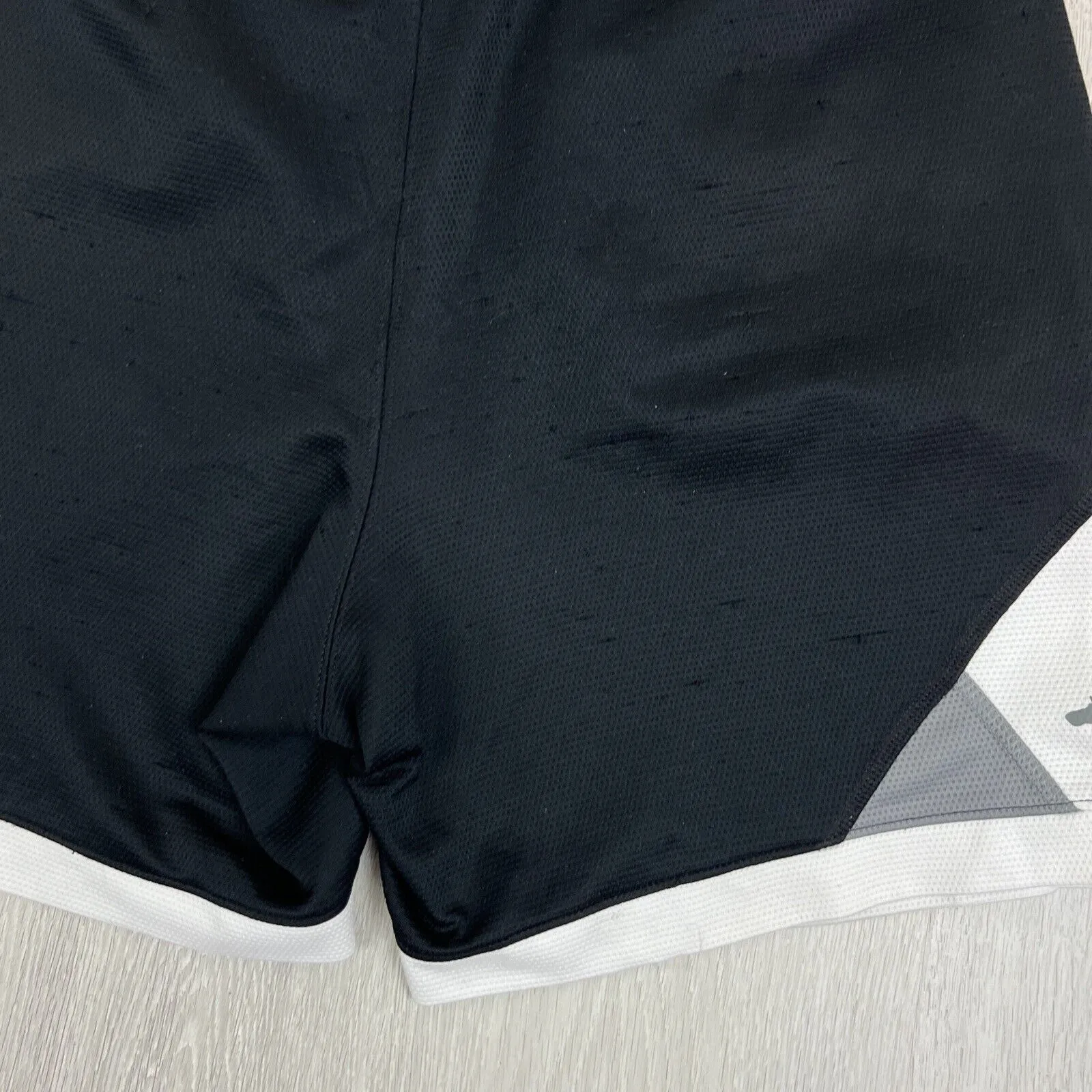 Jordan Mens Black Basketball Shorts Size Small (2 Pieces)