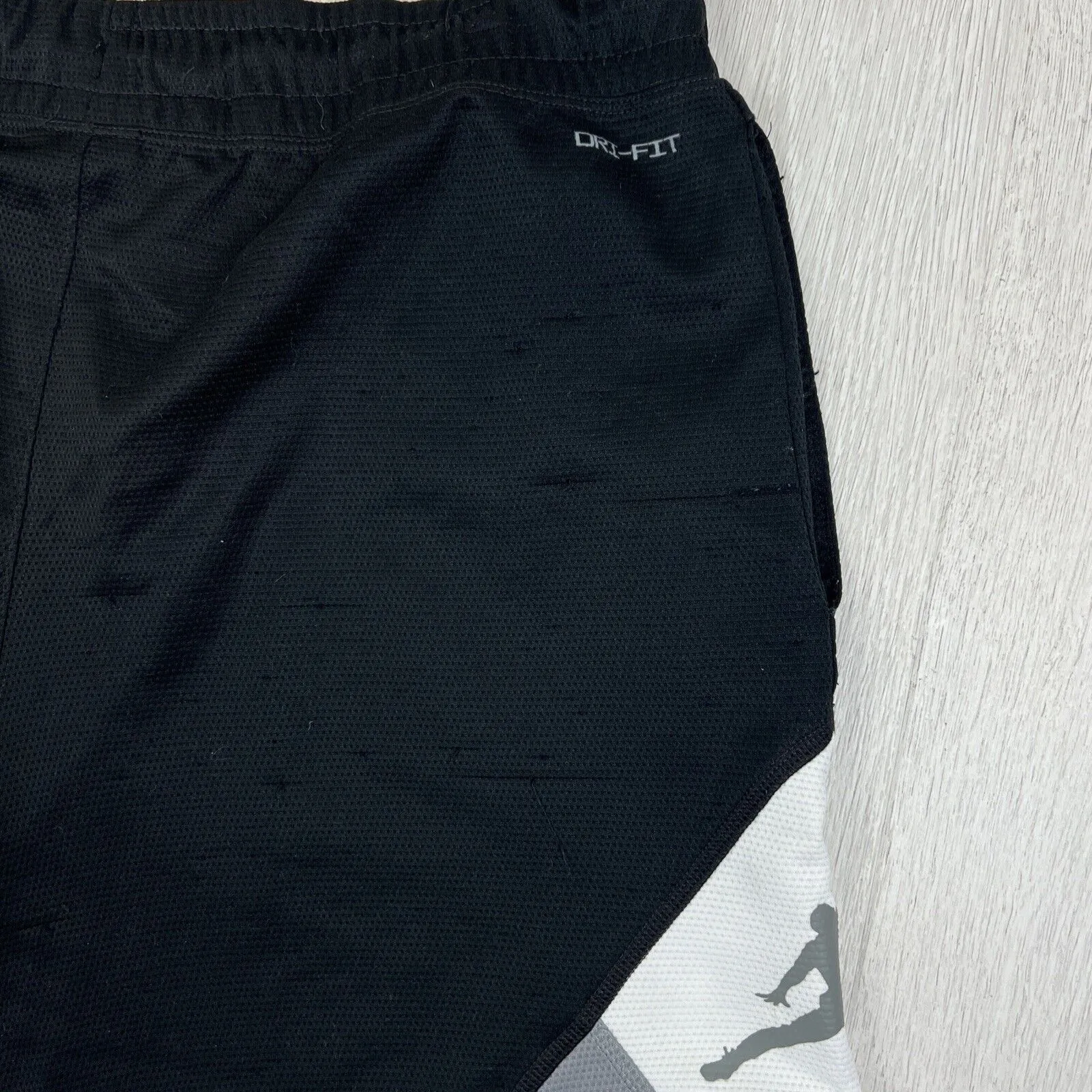 Jordan Mens Black Basketball Shorts Size Small (2 Pieces)