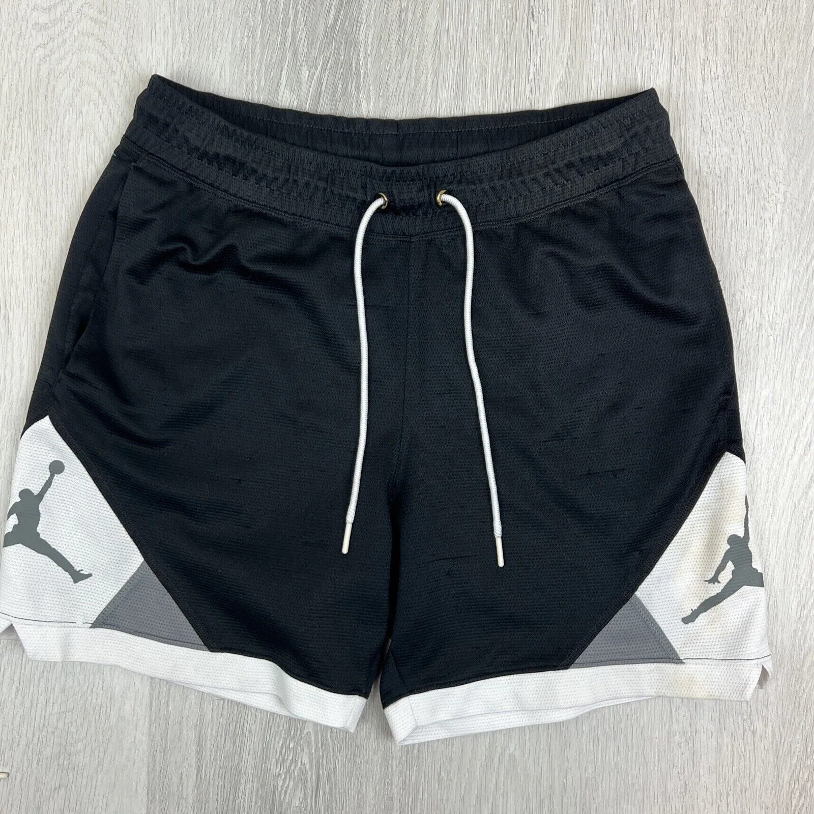 Jordan Mens Black Basketball Shorts Size Small (2 Pieces)