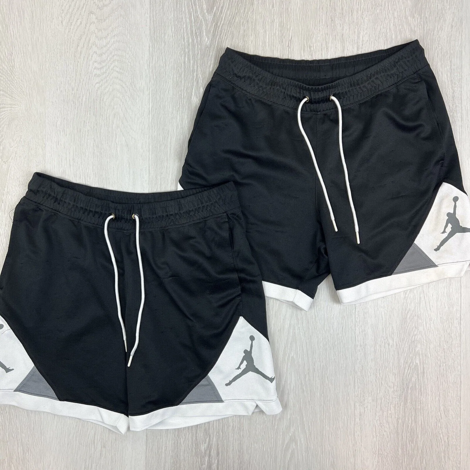Jordan Mens Black Basketball Shorts Size Small (2 Pieces)