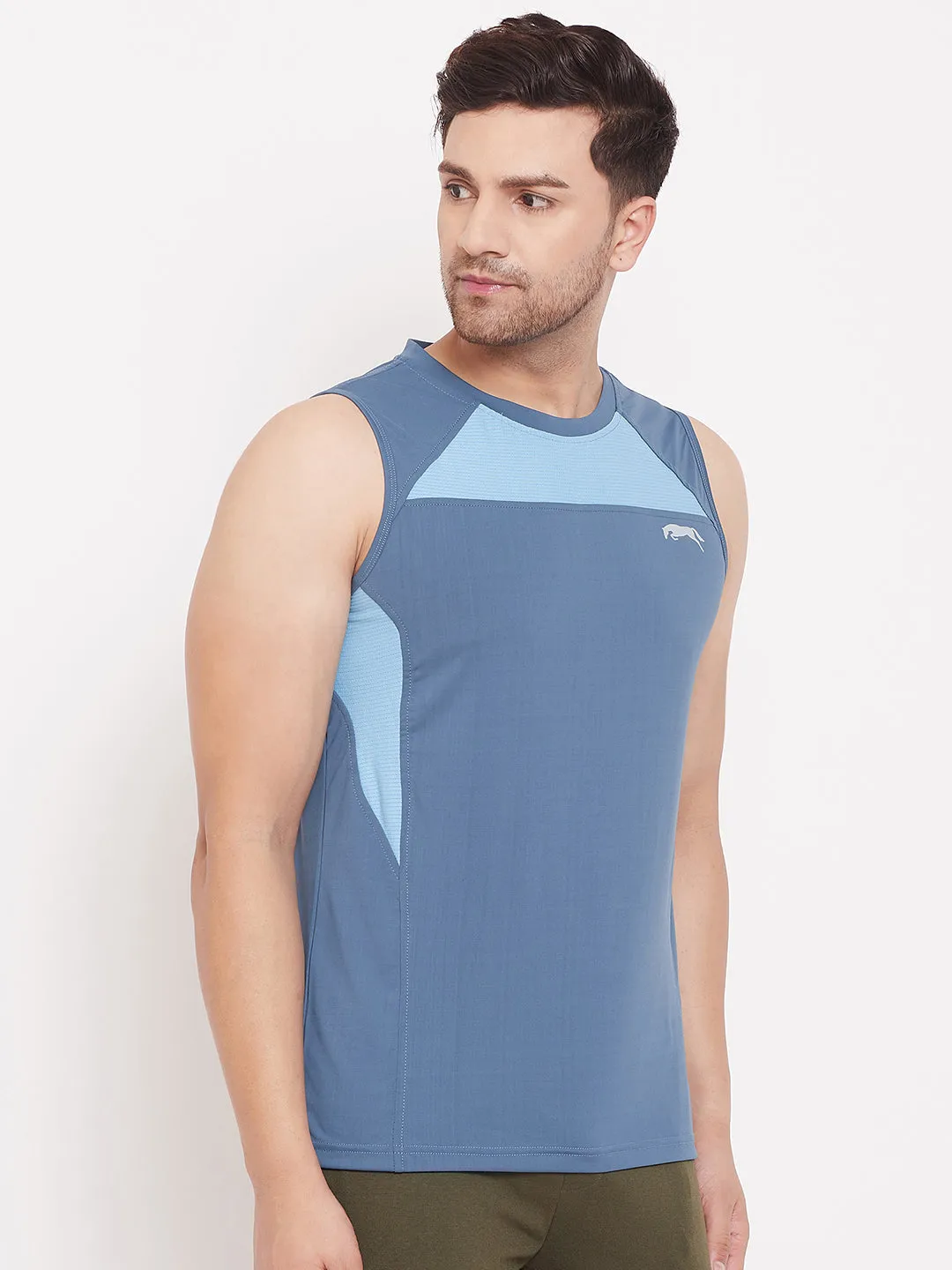 JUMP USA Men Solid Blue Sleeveless Training T-shirt
