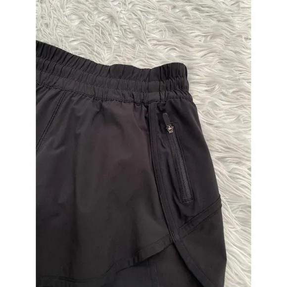 Lululemon Tracker Short V 4&quot; Black Sz 6 Athletic Running Yoga