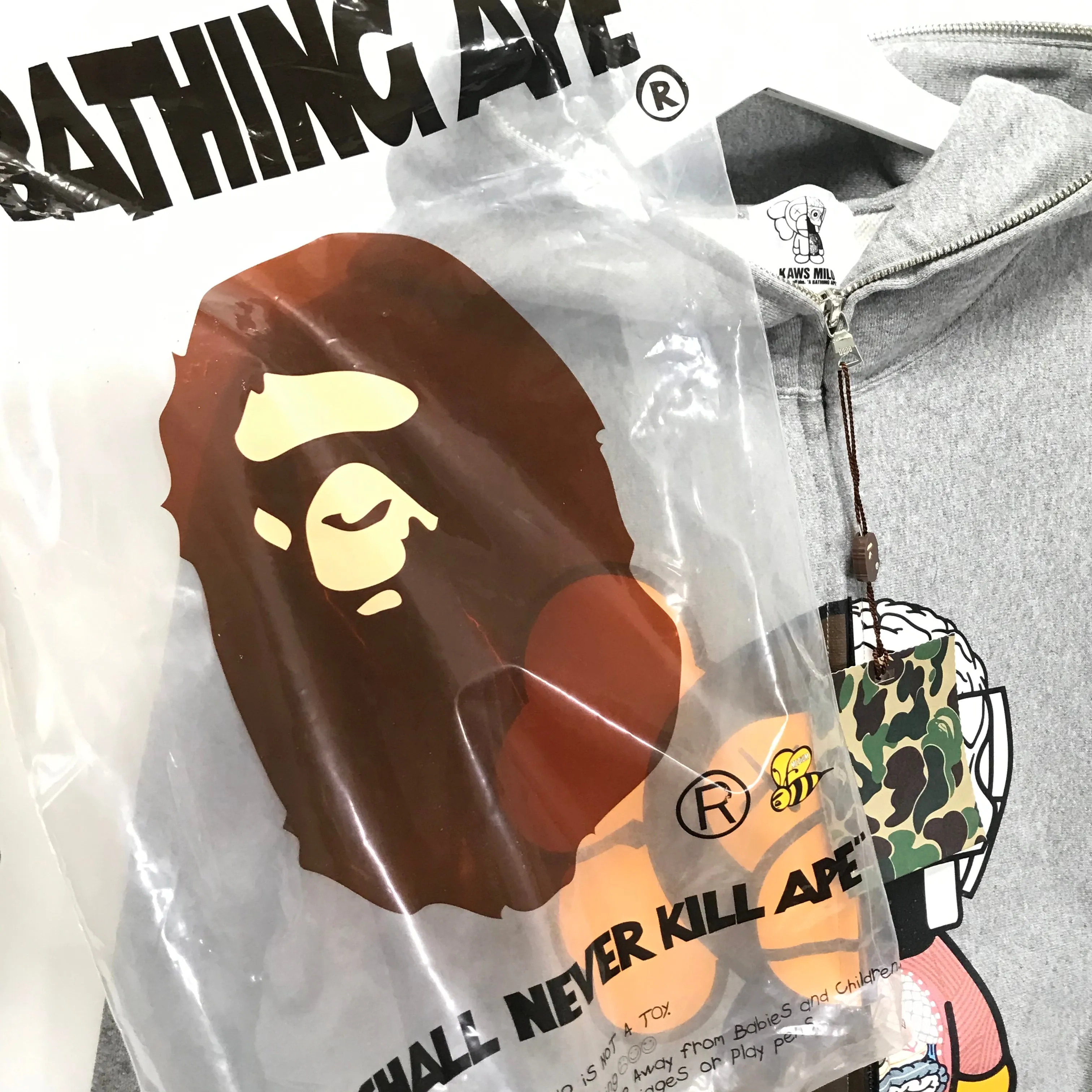 [M] DS! A Bathing Ape Bape Kaws Original Fake Baby Milo Dissected Companion Full Zip Hoodie