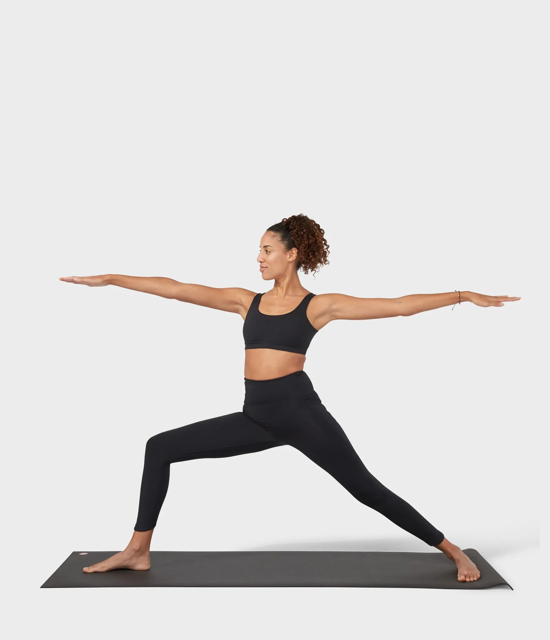 Manduka Apparel - Women's PRO Legging - High Rise 7/8 W/Pocket - Black