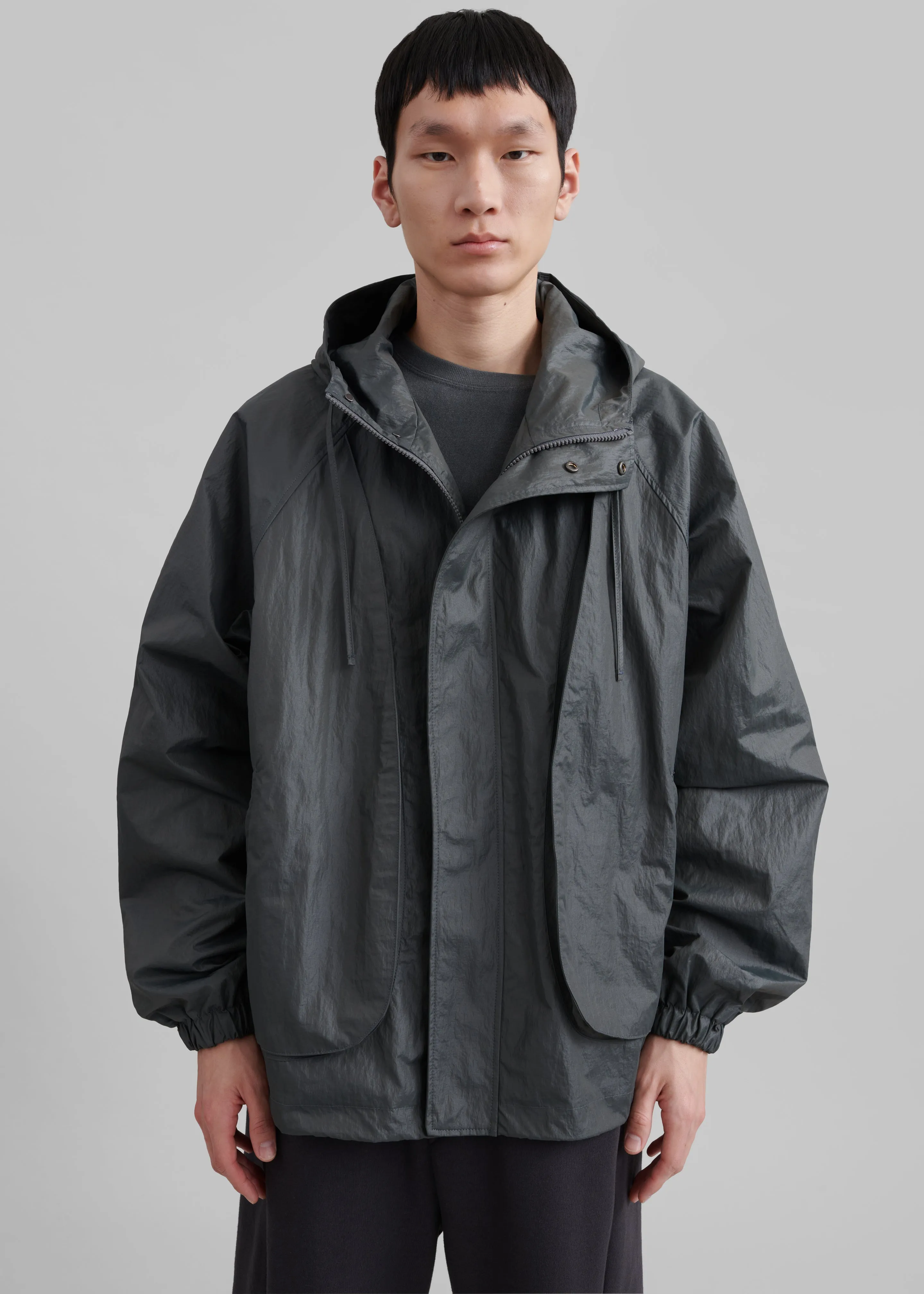 Nate Windbreaker - Charcoal