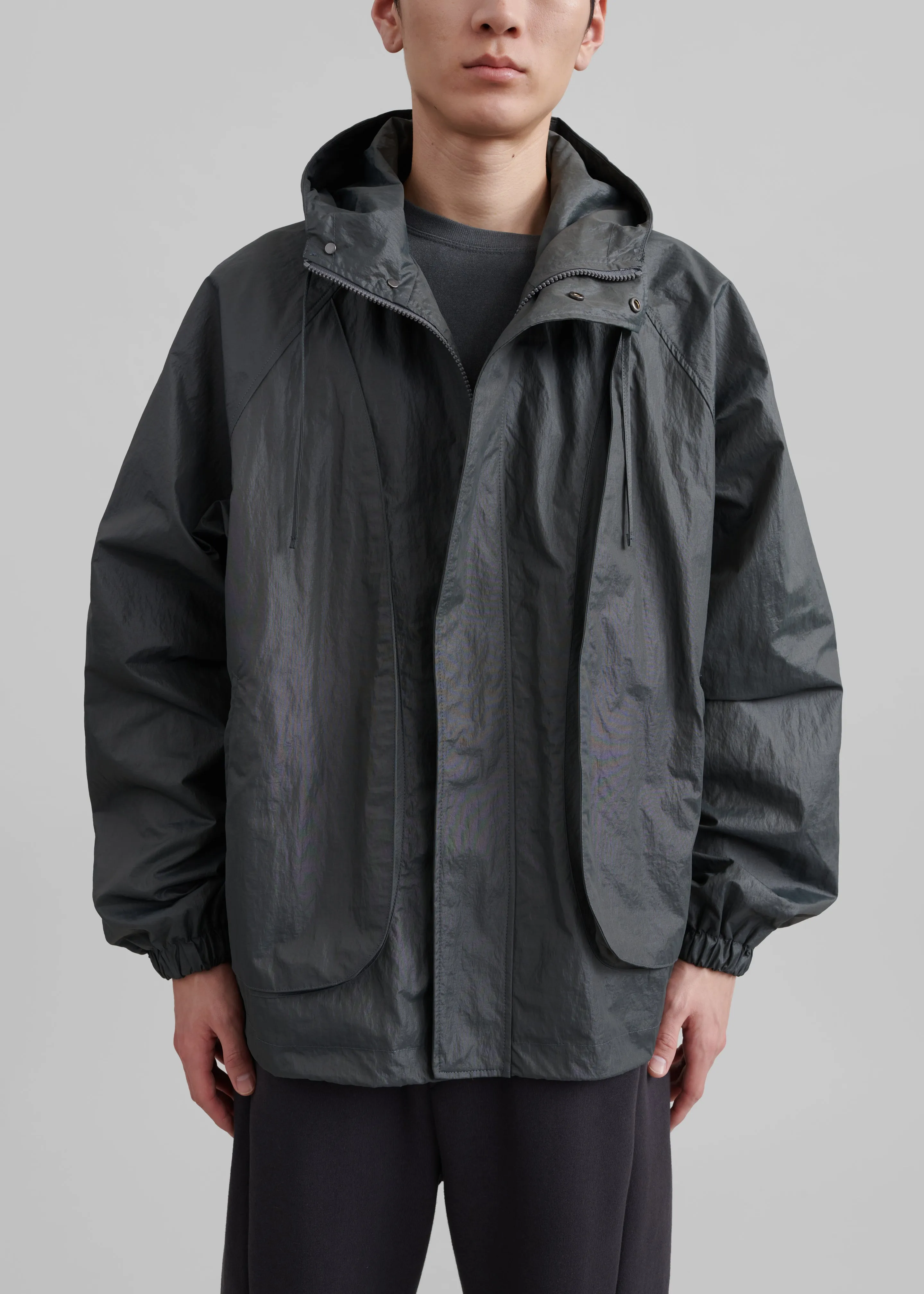 Nate Windbreaker - Charcoal