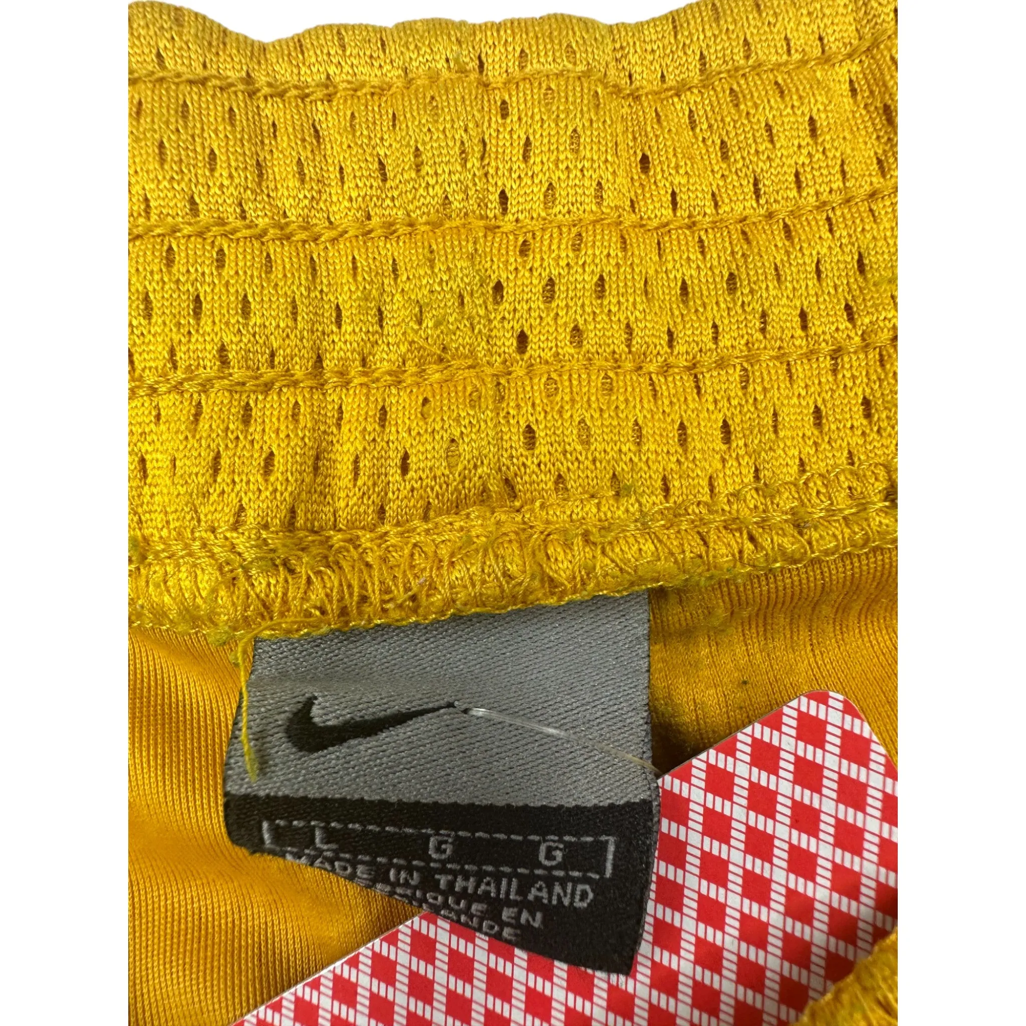 NIKE “BASKETBALL SWOOSH” SHORTS - (L)