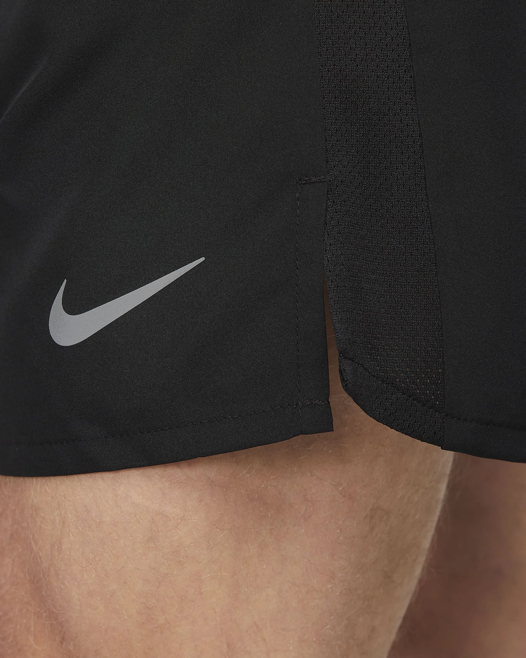 Nike Challenger Shorts - Black