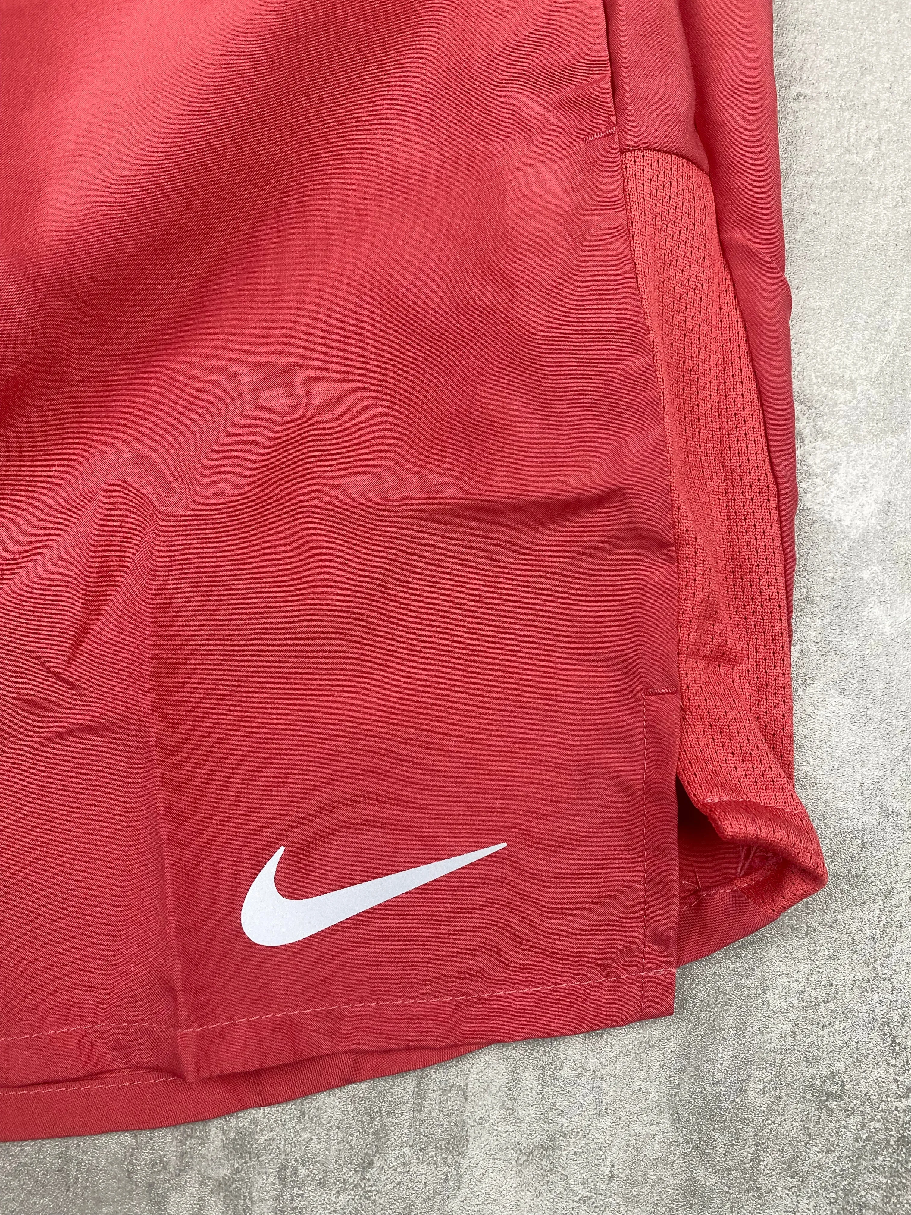 Nike Dri-FIT salmon red Challenger Men's 5" Brief-lined Shorts