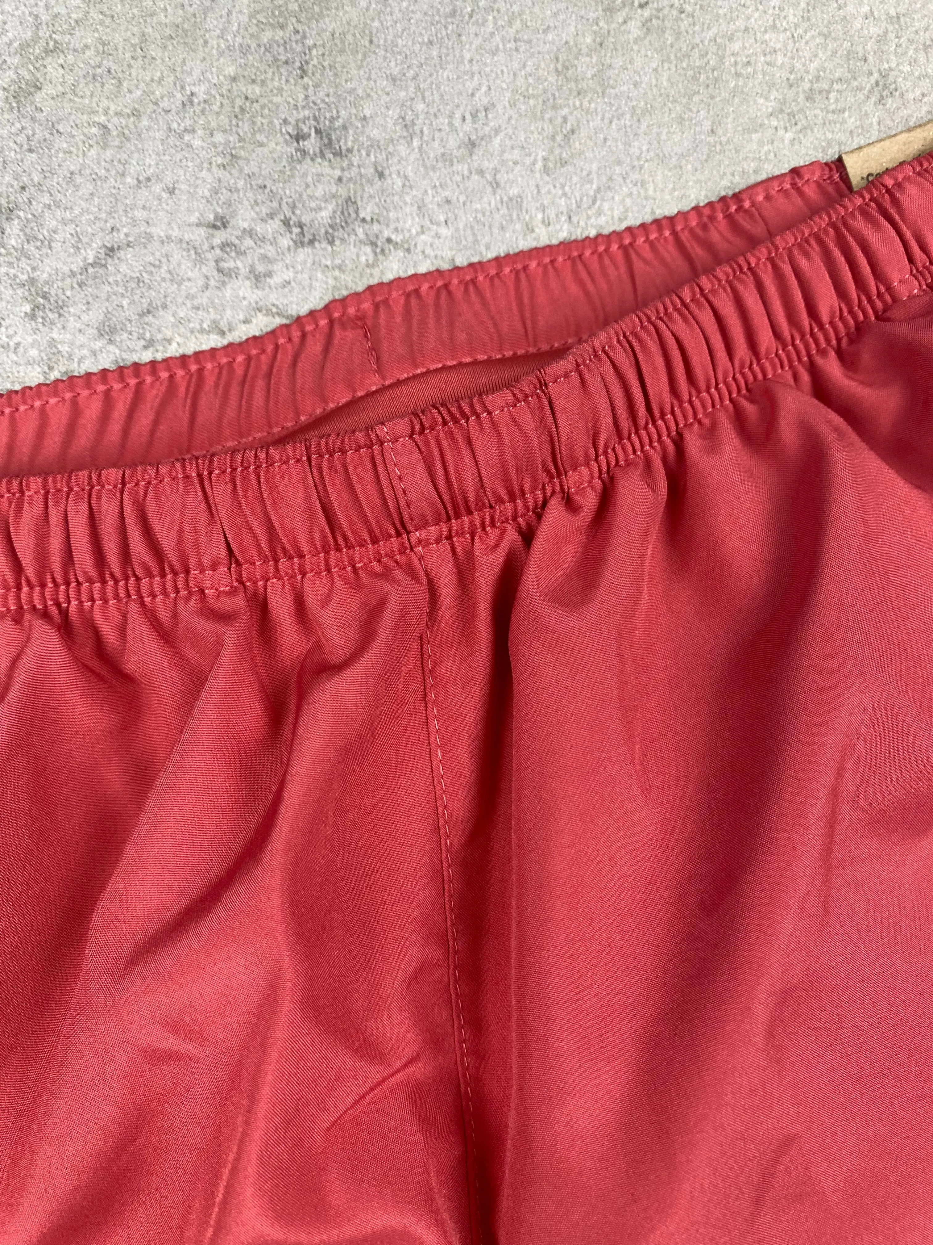 Nike Dri-FIT salmon red Challenger Men's 5" Brief-lined Shorts