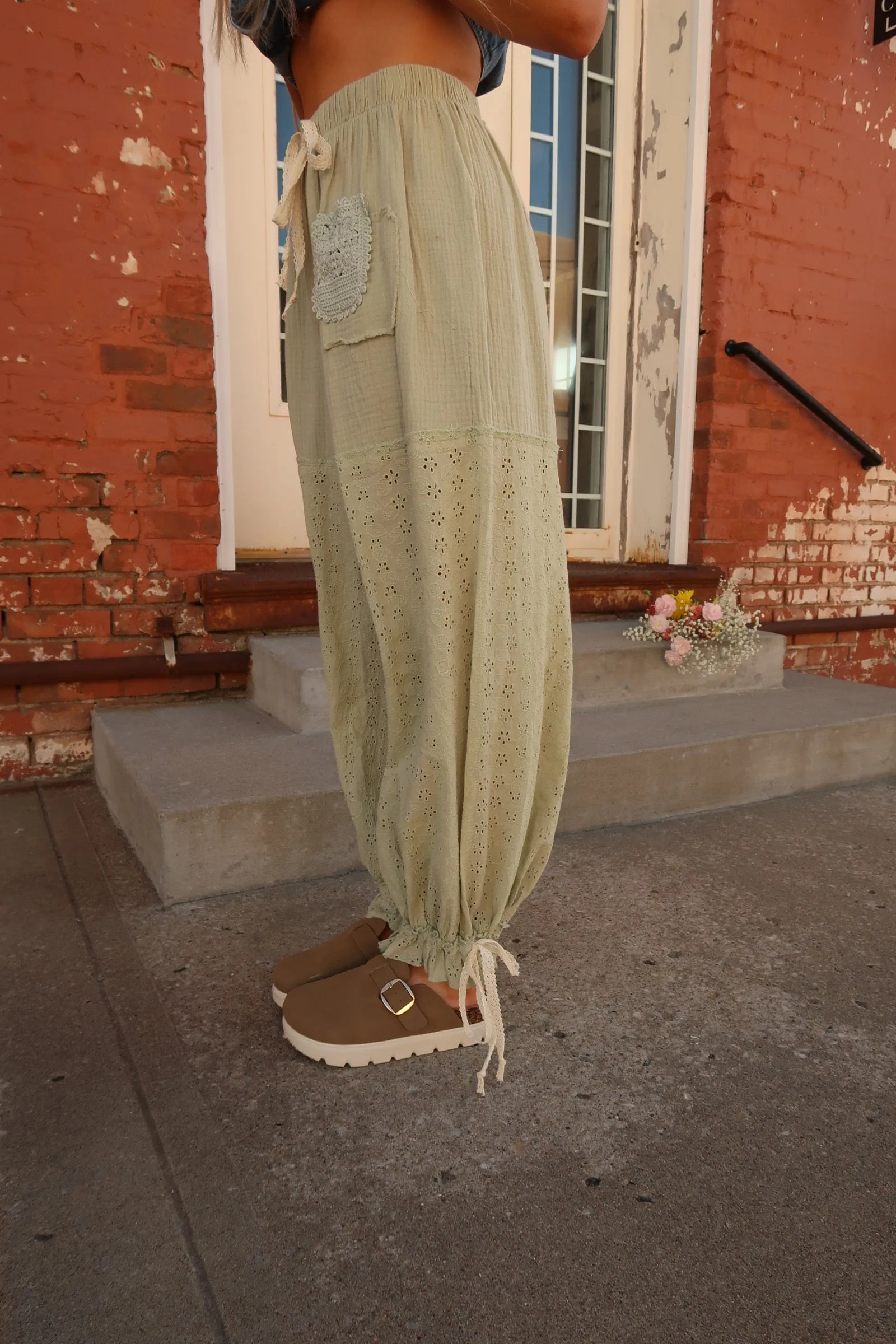 Pistachio Eylet Jogger