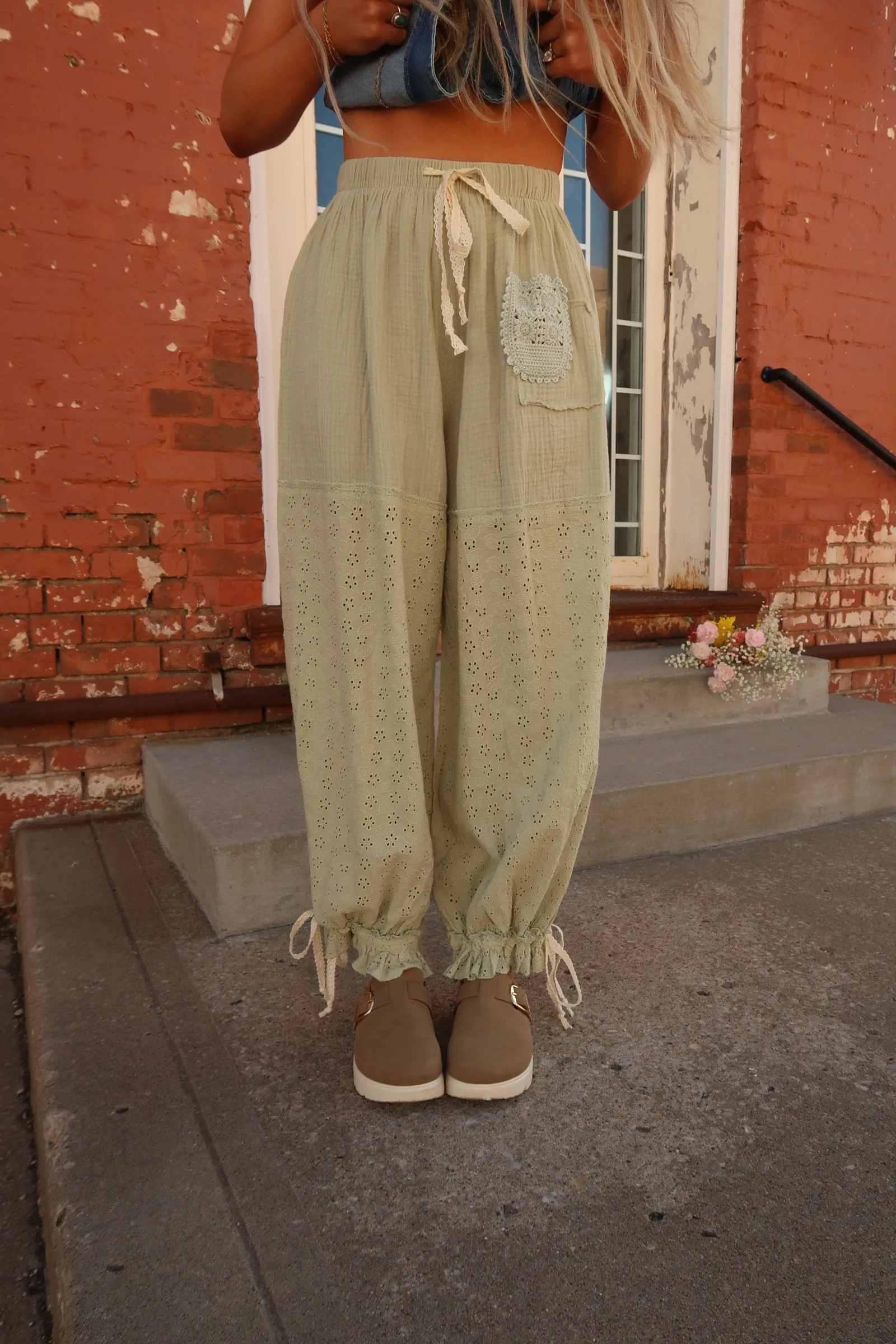 Pistachio Eylet Jogger
