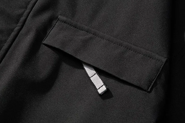 Relaxed-Fit Cargo Raincoat with Elastic Band Cuff and Full Zip