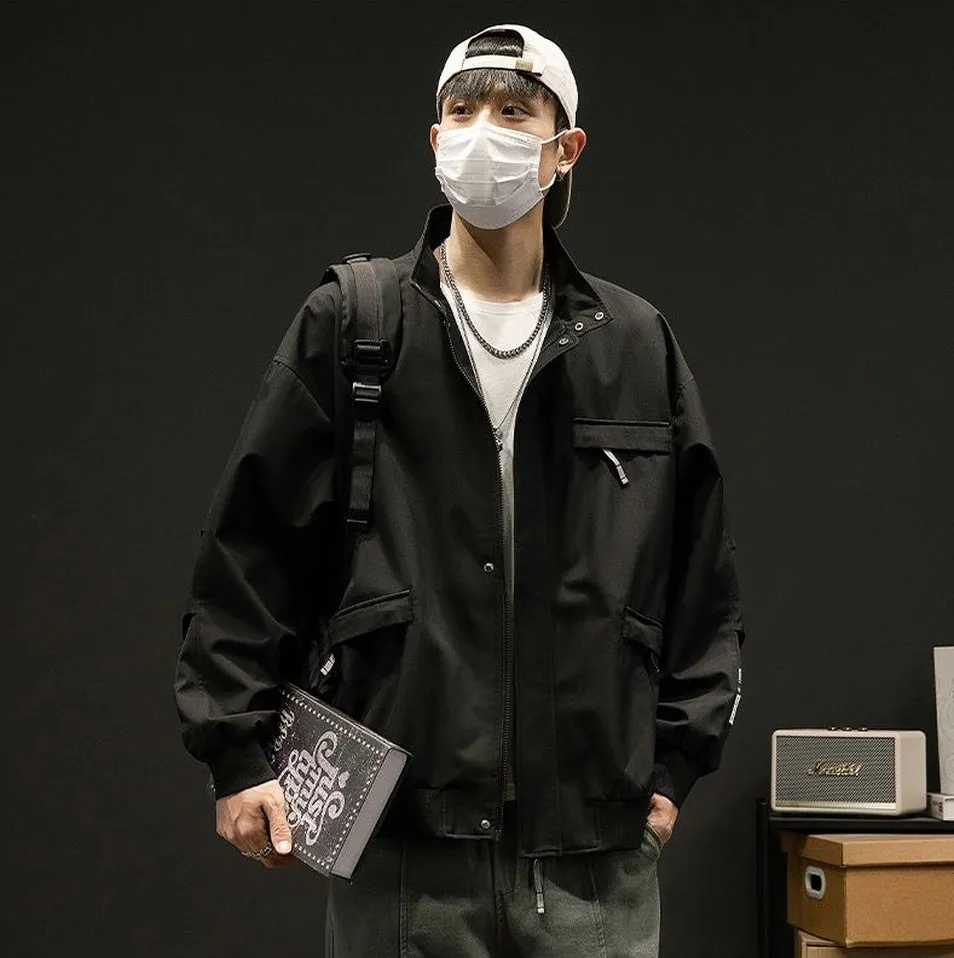 Relaxed-Fit Cargo Raincoat with Elastic Band Cuff and Full Zip