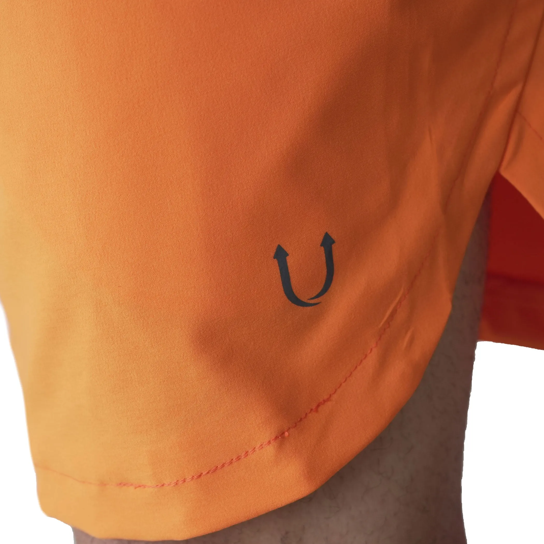 Shorts Running RULER Color Naranja