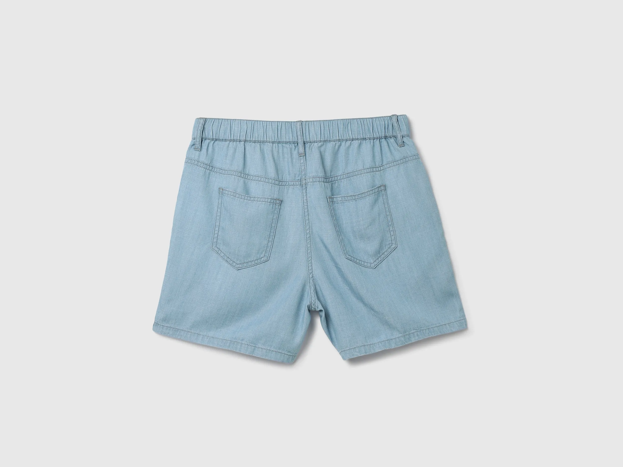 Solid Mid Waist Regular Fit Denim Shorts