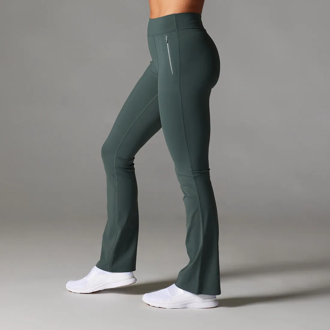 TAVI Apres Pant