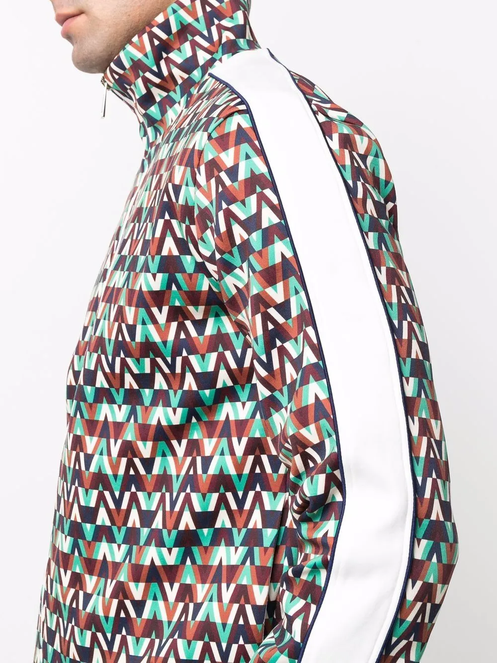 V Optical track jacket