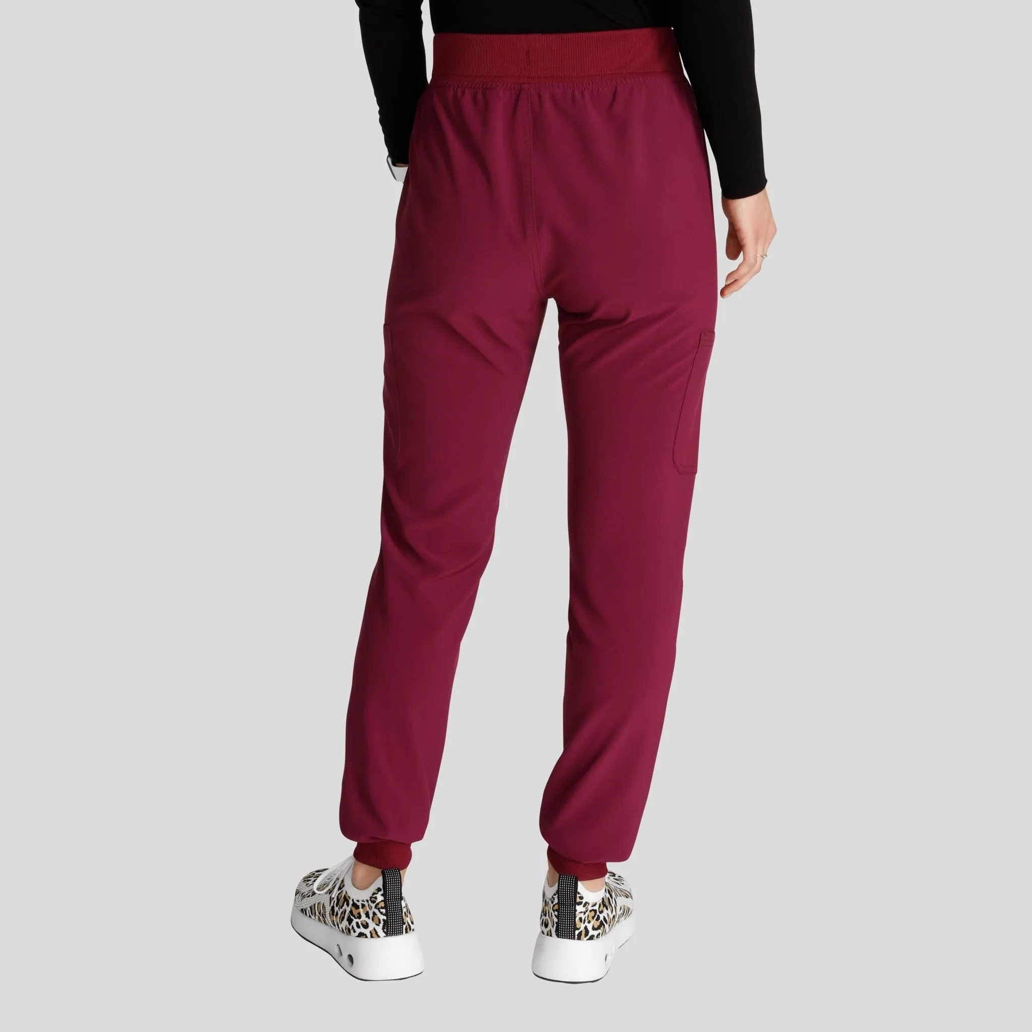 Women's Natural Rise Jogger Scrub Pant | Wine